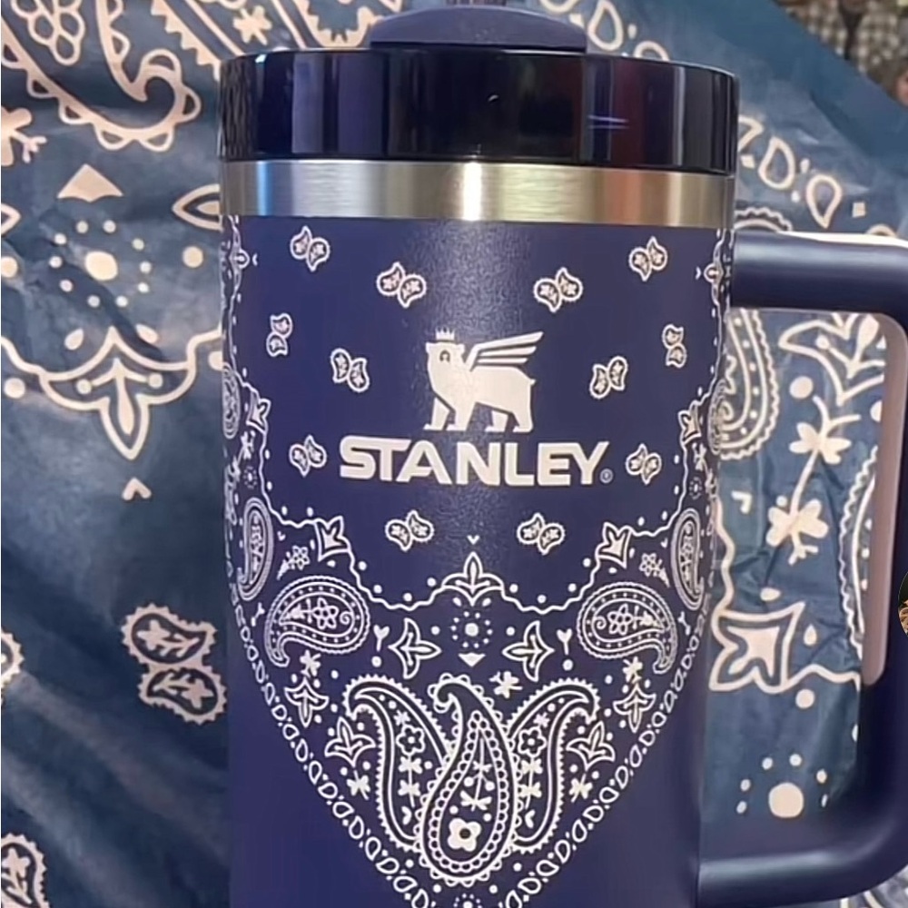 Stanley Navy Blue 30oz Floral Bandana - Mesa Rose Collection